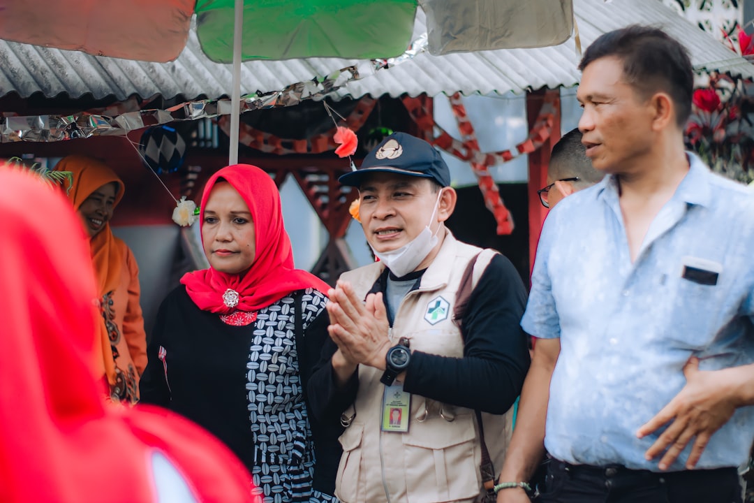 cara sukses bulan pertama bekerja fresh graduate