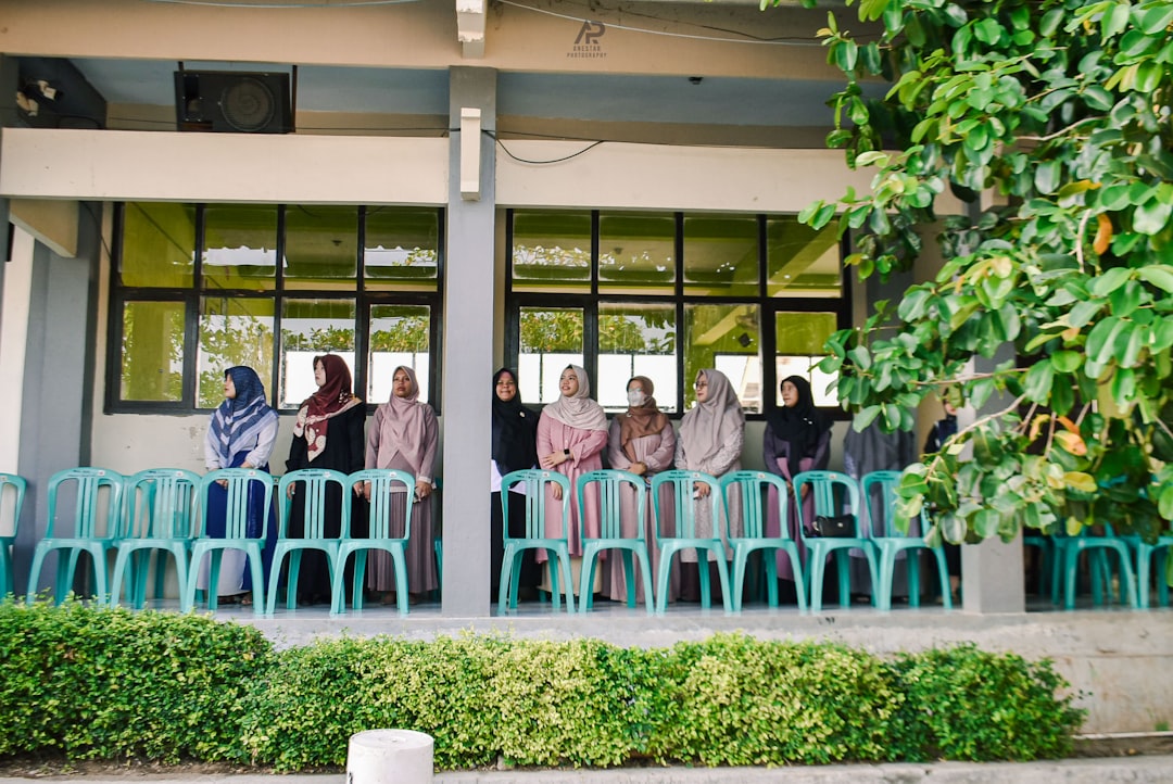 perbedaan PKWT dan PKWTT kontrak kerja