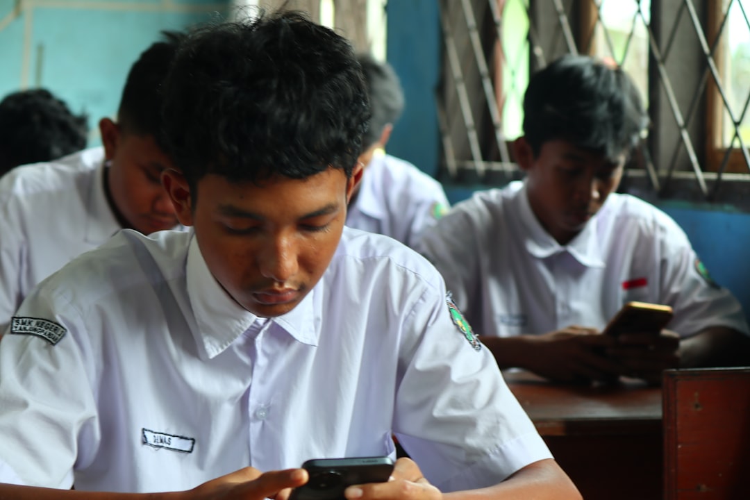 aplikasi belajar bahasa Inggris gratis mahasiswa